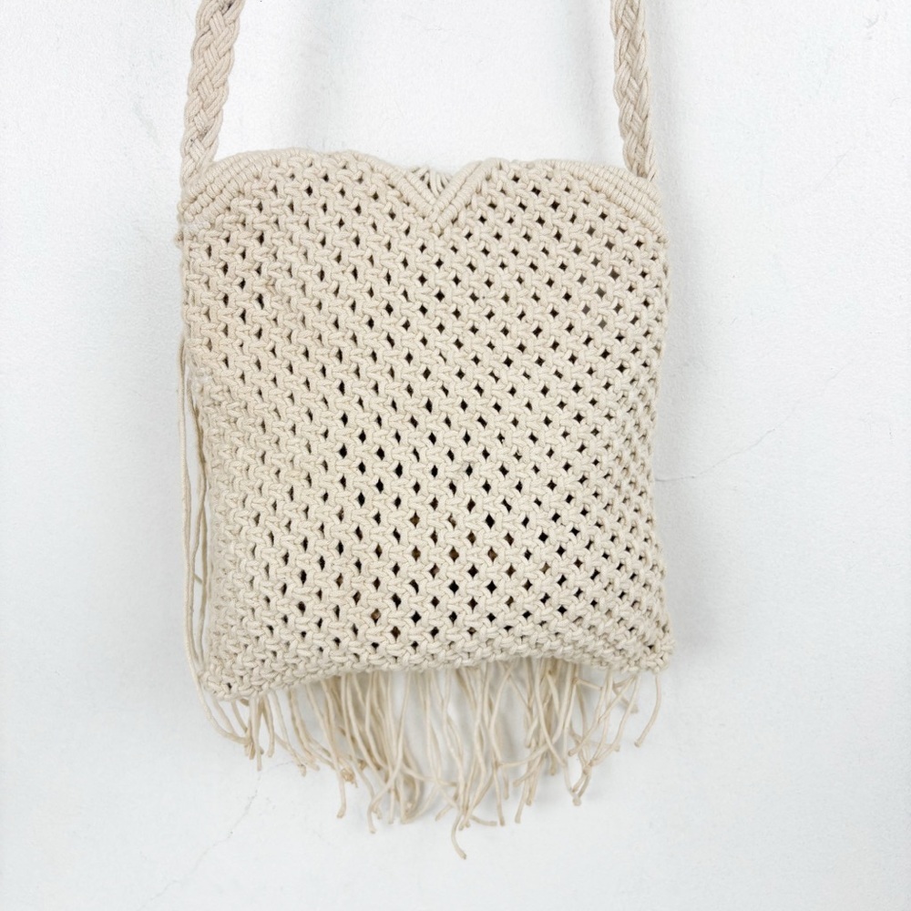 Macrame Woven Fringe Boho Crossbody bag - Picture 3 of 8
